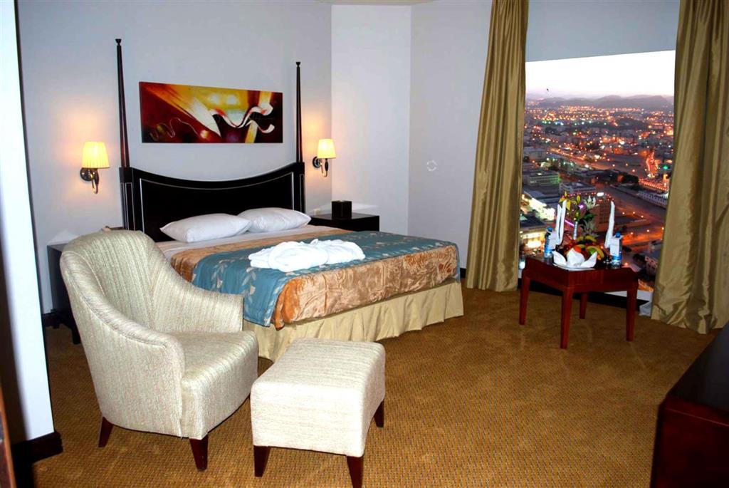مينا بلازا الطائف Mena Plaza Taif Hotel Kamer foto